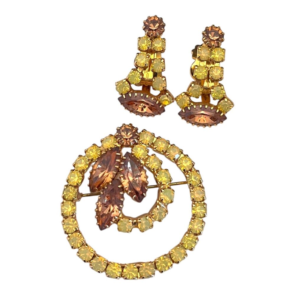 Vintage 1960s Topaz Rhinestone Brooch Earring Set Navette Crystal Gold Tone - 5Q